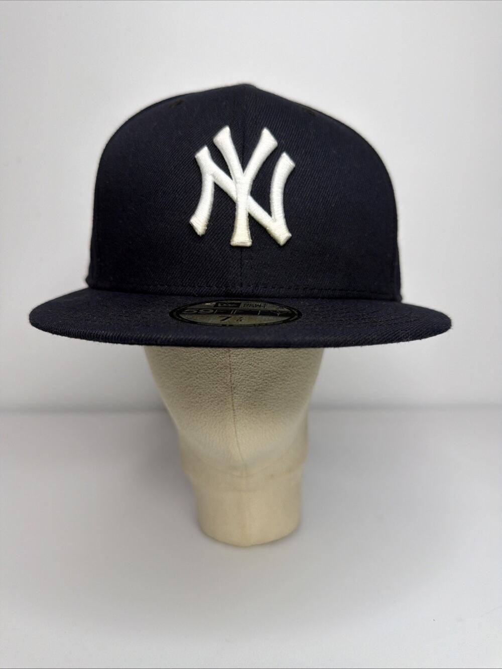 New York Yankees Hat Fitted 7 7/8 New Era 59Fifty Blue MLB Baseball Logo Men